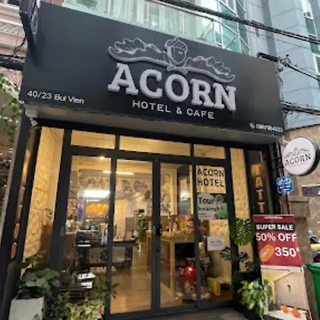 Acorn Hotel